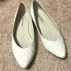 Steve Madden white flats